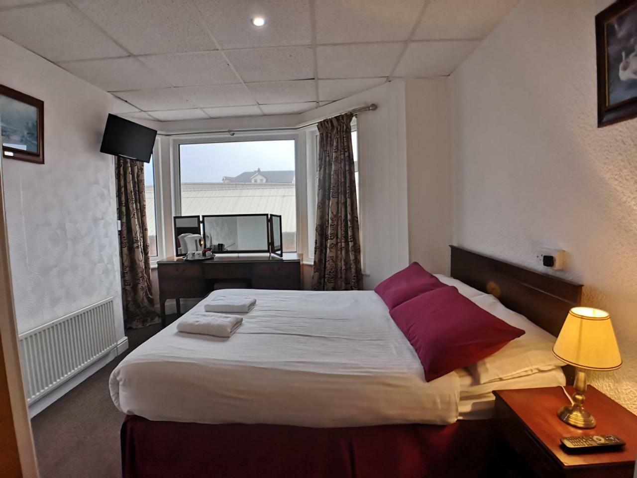 בלקפול The Hopton Hotel מראה חיצוני תמונה